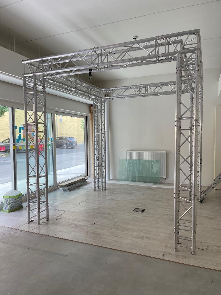 Alu Milos Truss vierkante structuur - 3x3xH3m + wit zeildoek, Ophalen, Zo goed als nieuw, Overige instrumenten