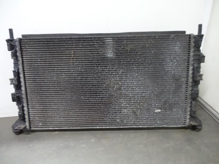 Radiateur d'un Volvo S40, Autos : Pièces & Accessoires, Climatisation & Chauffage, Volvo, Utilisé, 3 mois de garantie, Enlèvement ou Envoi