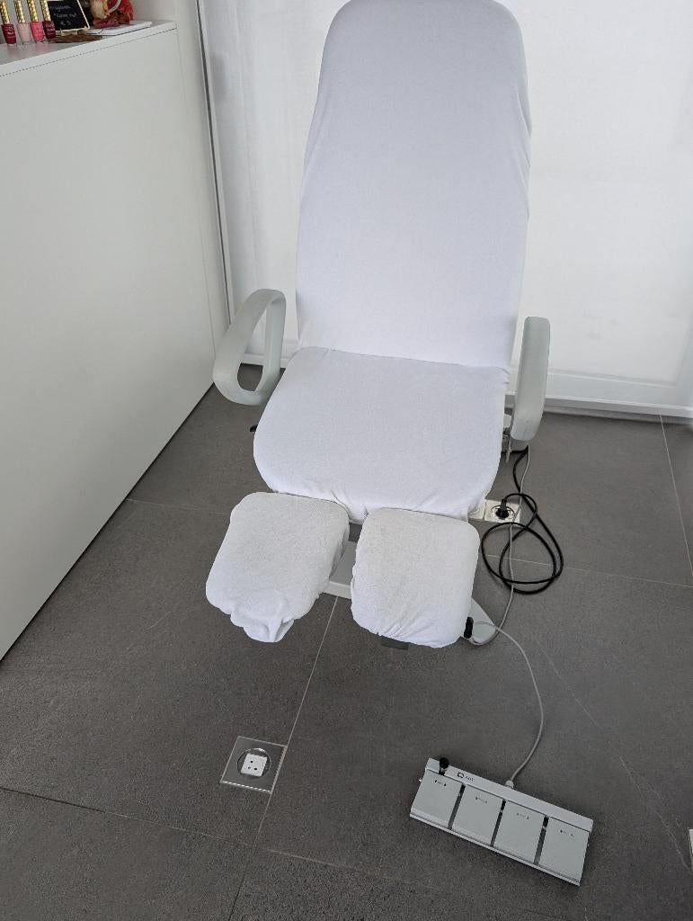 Professionele elektrische pedicurestoel-  MOET NU WEG!, Sport en Fitness, Ophalen, Zo goed als nieuw, Lichaamsverzorging