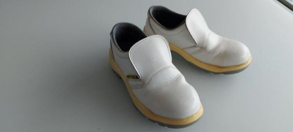Chaussures de sécurité blanches pointure 37 safety, Bricolage & Construction, Vêtements de sécurité, Enlèvement ou Envoi, Utilisé
