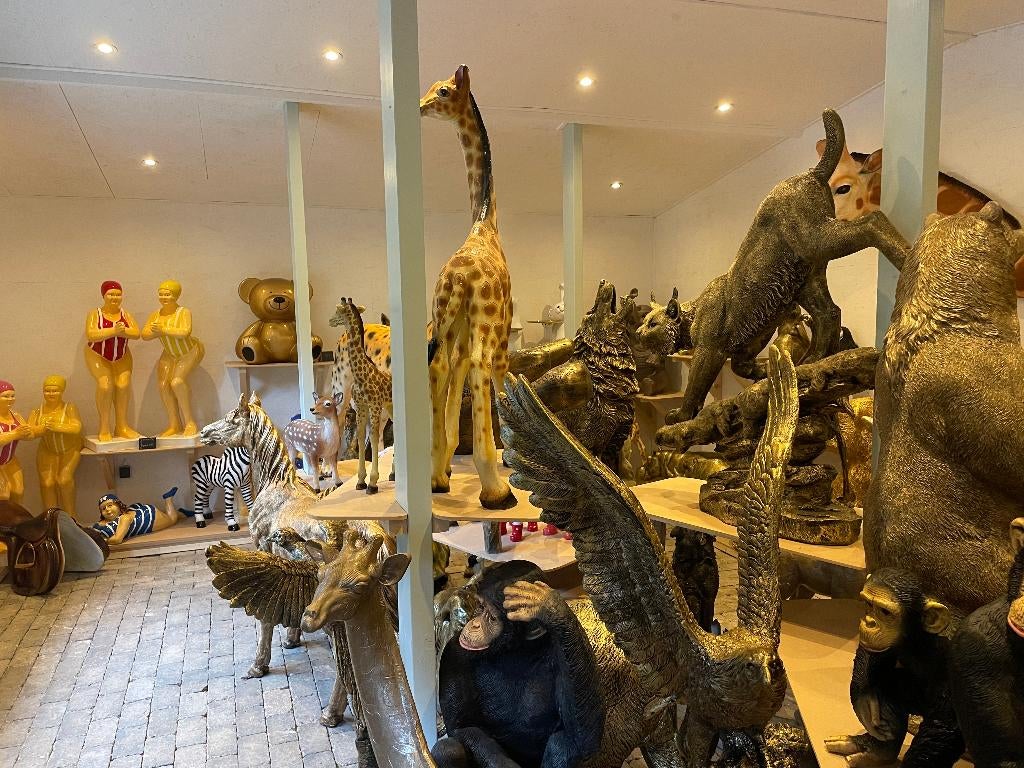 Beeld Neushoorn, dierentuin, gazon, tuin 100 cm, Tuin en Terras, Ophalen, Nieuw, Kunststof, Dierenbeeld