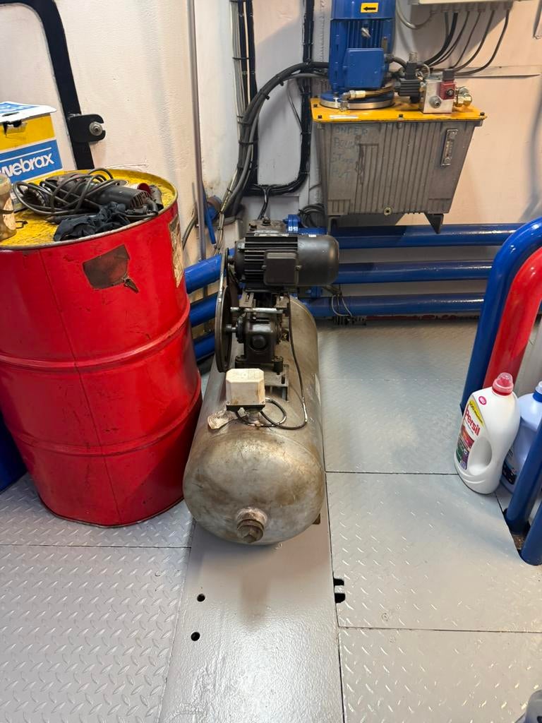 Speck hydrofoor 24v, Ophalen