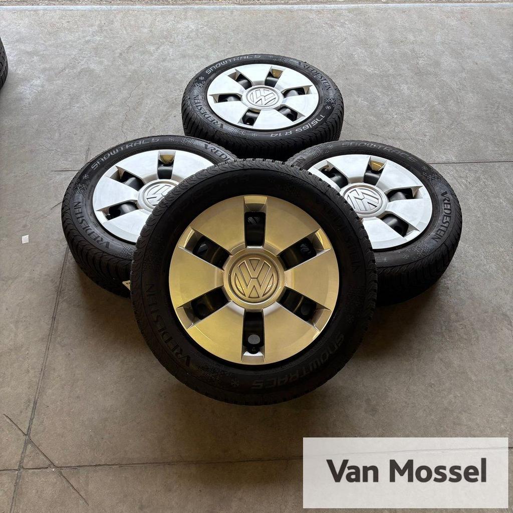 Volkswagen UP! Vredestein Snowtrac5 175/65/R14 82T, 14 inch, Gebruikt, -, 175 mm