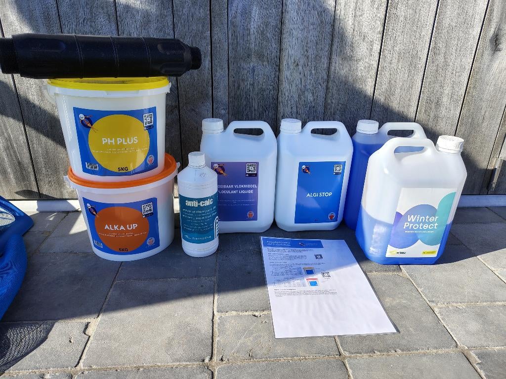 Produits d'entretien pour piscines. Nouveaux! Parfait état., Enlèvement, Neuf, Agent de nettoyage