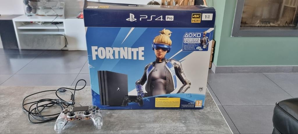 PS4 slim 1 tera complète avec boîte(2/3manettes), Consoles de jeu & Jeux vidéo, Enlèvement ou Envoi