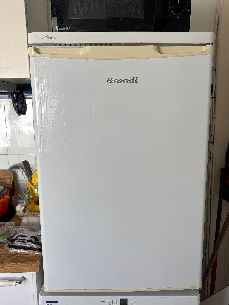 Frigo Brandt, Electroménager, Réfrigérateurs & Frigos, Sans bac à congélation, Enlèvement, Utilisé, 45 à 60 cm