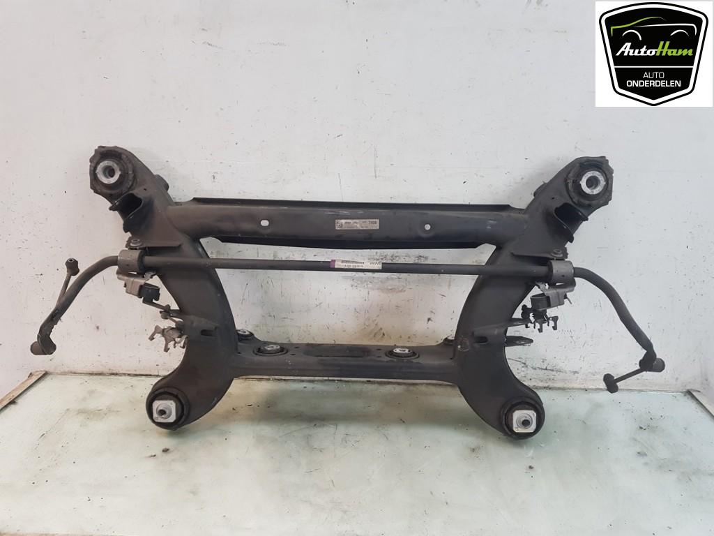 BERCEAU MOTEUR Mercedes-Benz C-Klasse AMG (W205), Utilisé, Mercedes-Benz