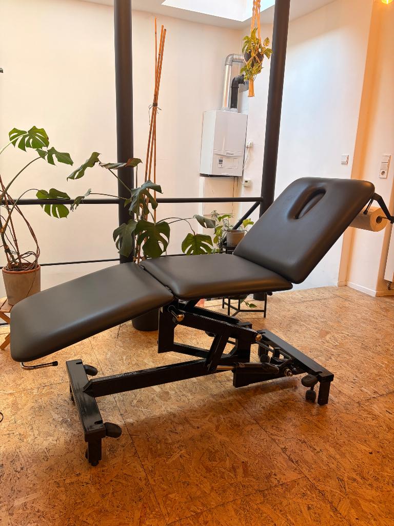 Table de massage hydraulique professionnel, Ophalen, Zo goed als nieuw, Massagetafel