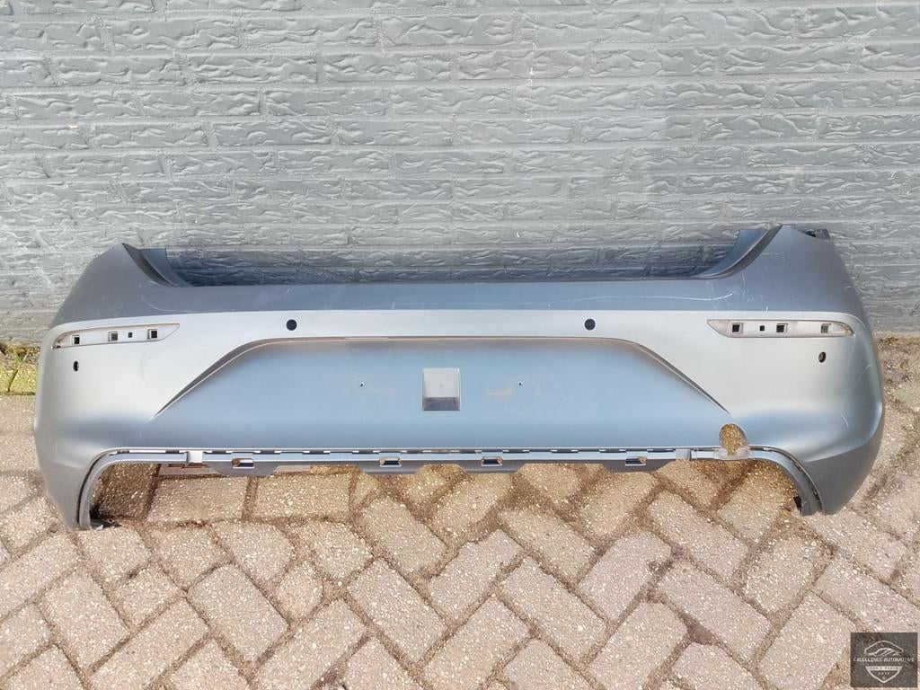 Pare-chocs avant Seat Cupra Leon 5FA Hatchback 20-24 4xPDC O, Pare-chocs, Autovia A-2, Km 585 585
08760  Martorell, ES, SEAT S.A.