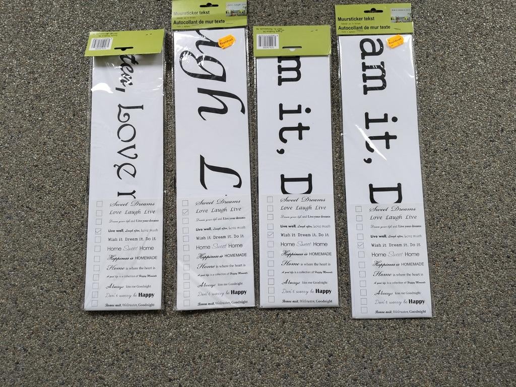 Gratis stickers: verschillende quotes, Ophalen