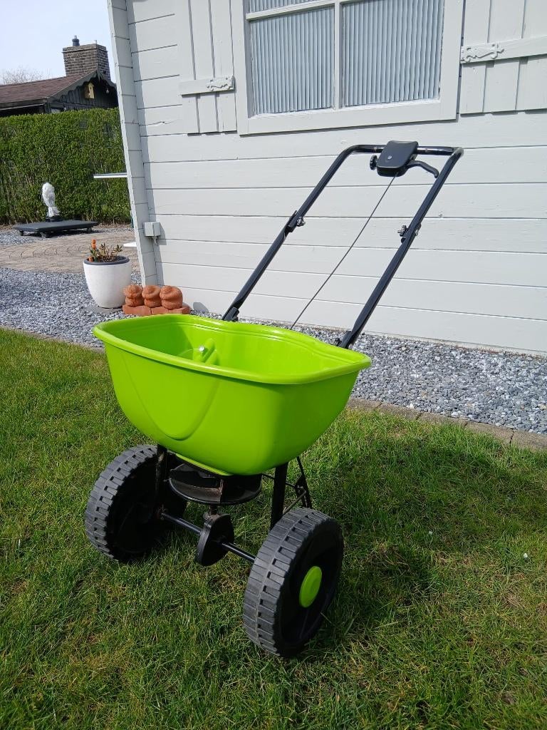 Strooiwagen, Ophalen, Zo goed als nieuw