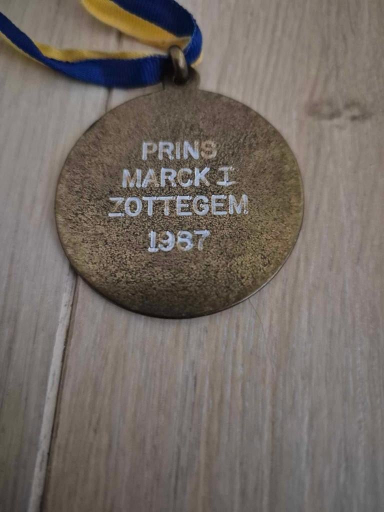 Carnaval medaille Zottegem Prins Marck I 1987, Postzegels en Munten, Penningen en Medailles, Ophalen of Verzenden