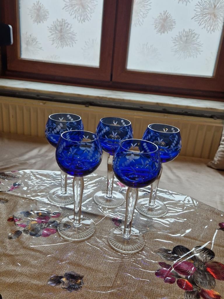 5 Verres en cristal bleu, Antiquités & Art, Enlèvement