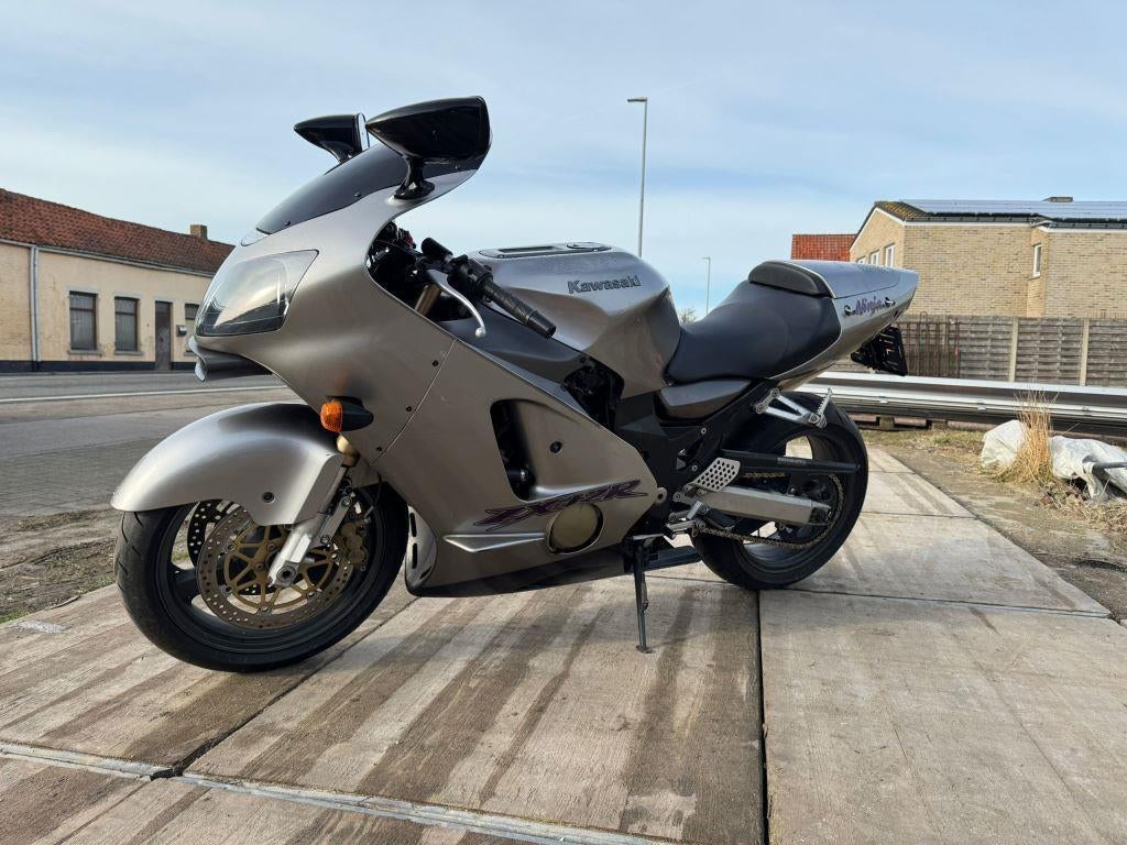 Kawasaki	ZX12R, Motos, Entreprise, Plus de 35 kW, 1200 cm³