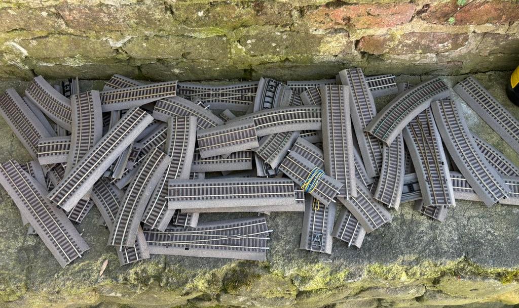 60 ROCO HO-rails en schakelaars met voorschakelapparaten, Ophalen of Verzenden, Zo goed als nieuw, Rails, Roco