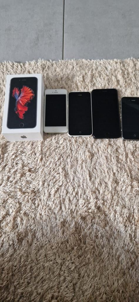 Veel oude iPhones zijn afzonderlijk of in een kavel te koop, Telecommunicatie, Mobiele telefoons | Apple iPhone, Gebruikt, Ophalen of Verzenden