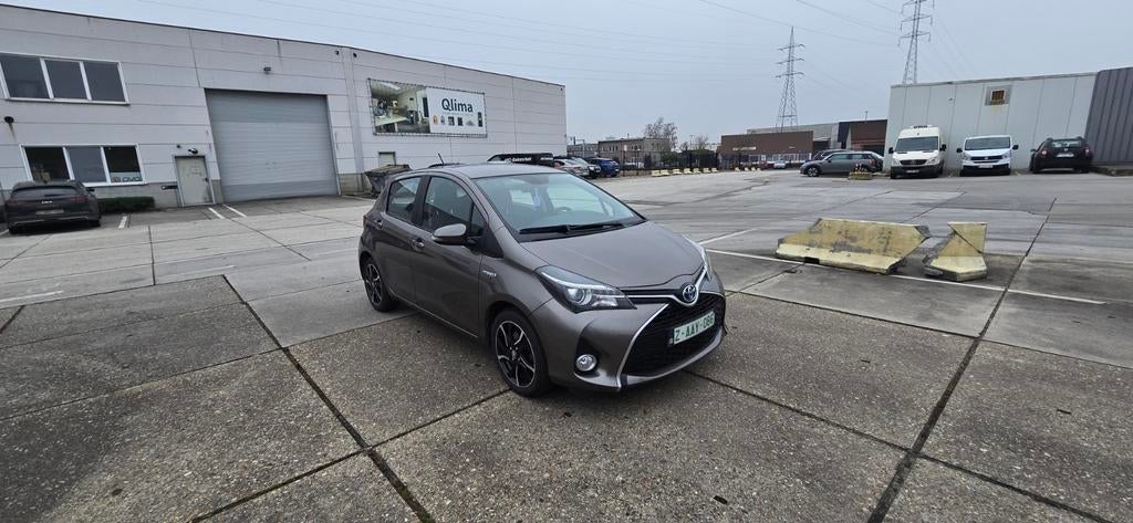 2016 Toyota yaris hybrid  automaat benzine 1.5km60.000, Autos, Toyota, Achat, Euro 6, Automatique, 1498 cm³