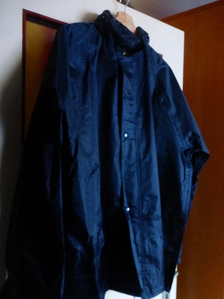 Parka homme bleu marine" Mc Forsum", NEUF avec étiquette T:L, Vêtements | Hommes, Vestes | Été, Neuf, Taille 52/54 (L), Bleu, Enlèvement ou Envoi