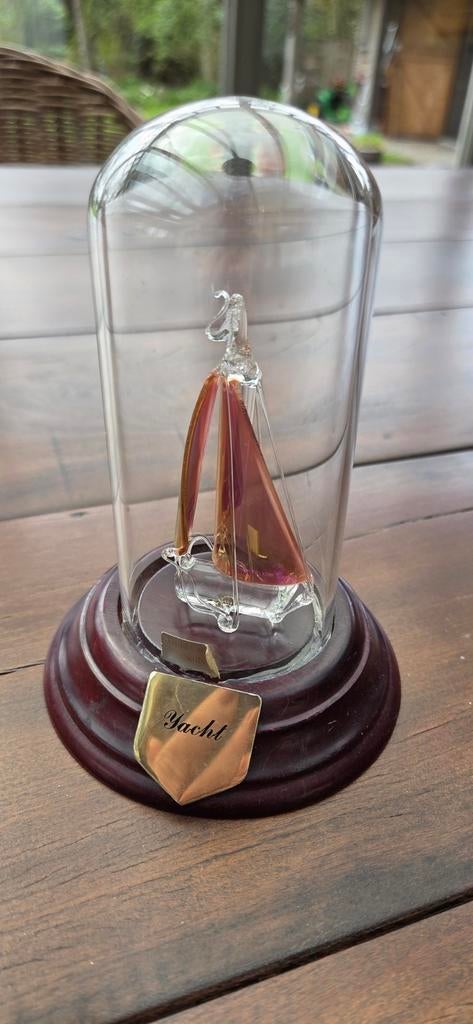 Yacht maritime vintage soufflé sous une cloche., Enlèvement ou Envoi