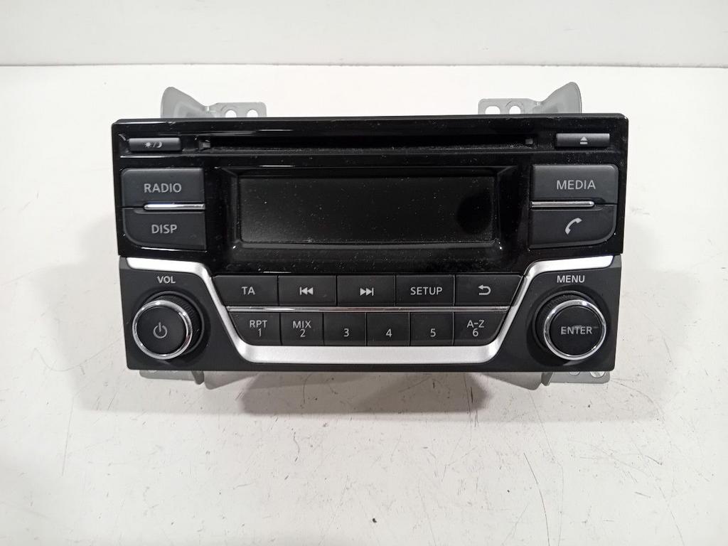 Radio Nissan Juke, Autos : Divers, Autoradios, Enlèvement ou Envoi, Van der Ven Autorecycling B.V., Onderdelen@venauto.nl, Ettenseweg 76, 4706 PB Roosendaal, The Netherlands