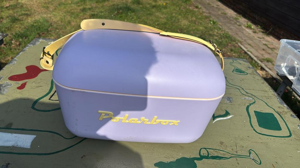Polarbox Koelbox (Retro Design) – Lila/Geel, Hobby en Vrije tijd, Picknickmanden, Nieuw, Ophalen