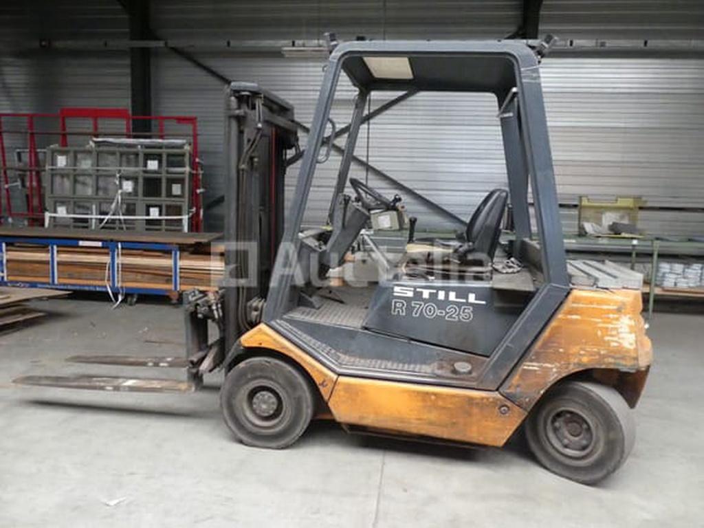 Chariot élévateur diesel Still R70-25, Diesel, Still, Berzeliusstraße 10
D‑22113  Hamburg, DE, Info@still.de