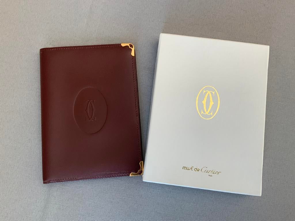 Portefeuille les must de Cartier Bordeaux Vintage, Ophalen, Nieuw