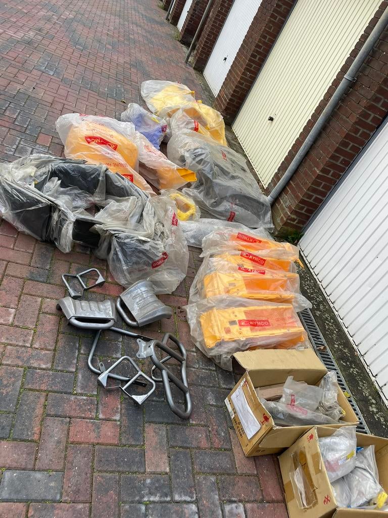 Kymco maxxer 50 90 150 250 300 500 mxu parts, Motoren, Ophalen, Nieuw