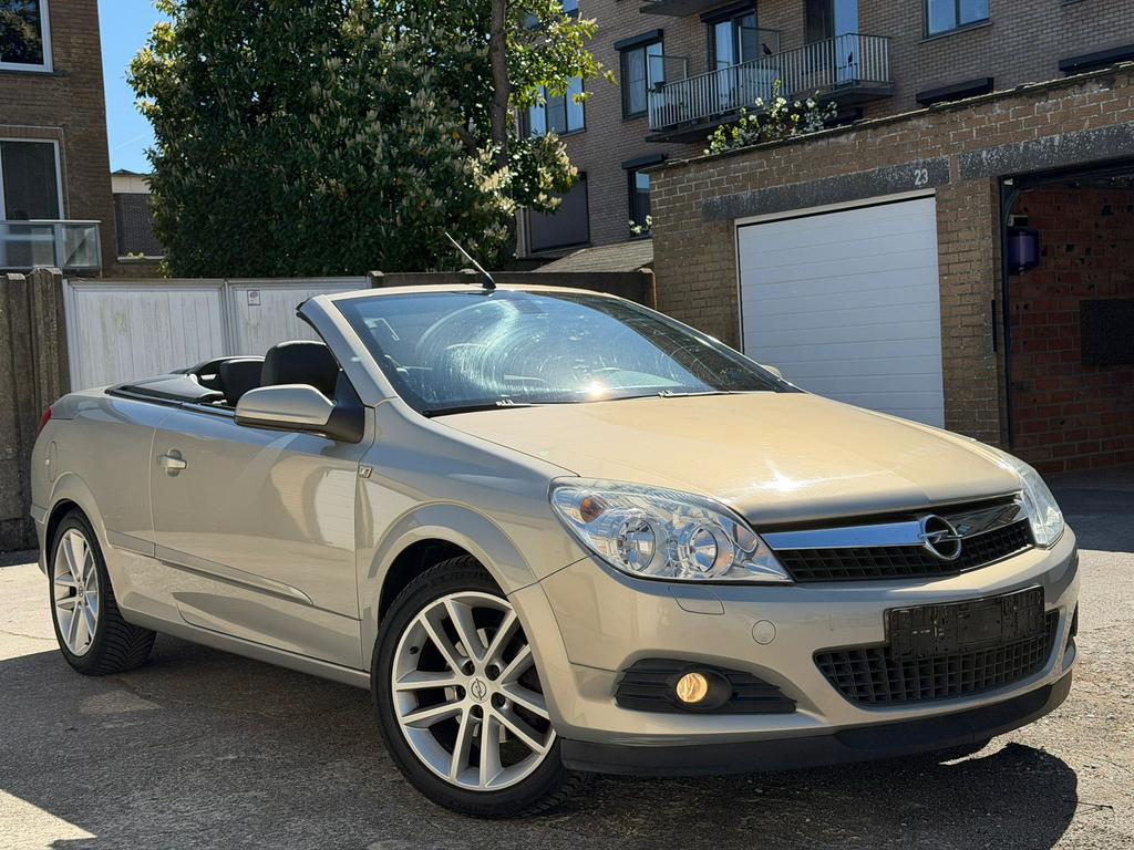CABRIOLET À ESSENCE HOMOLOGUÉ AUTOMATIQUE CUIR BLEU MARINE, Autos, Opel, Cuir, Achat, Cabriolet, Entretenue par le concessionnaire