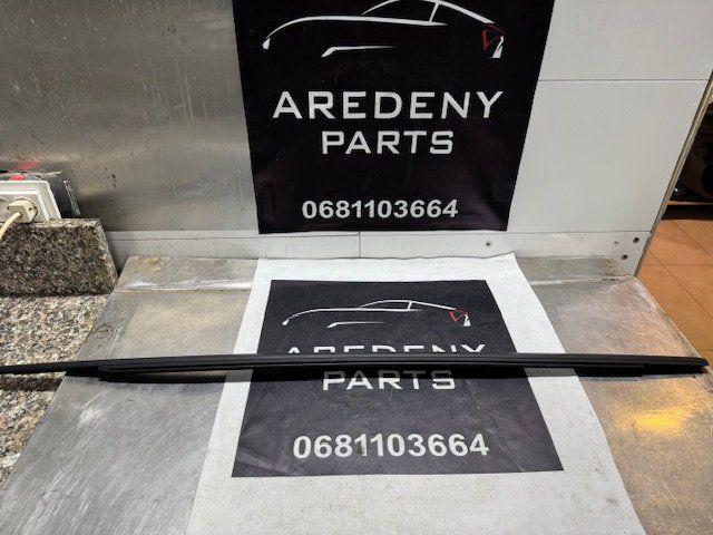 Mercedes B Klasse W246 Portierruit Afdichting Rechts Voor, Auto-onderdelen, Ruiten en Toebehoren, Mercedes-Benz, Gebruikt, Ophalen of Verzenden