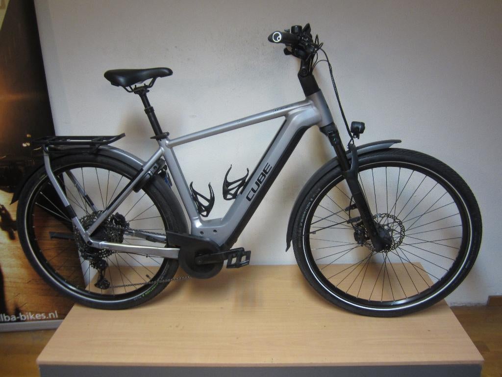 Cube Kathmandu met Bosch Performance CX, Fietsen en Brommers, Ophalen, Zo goed als nieuw
