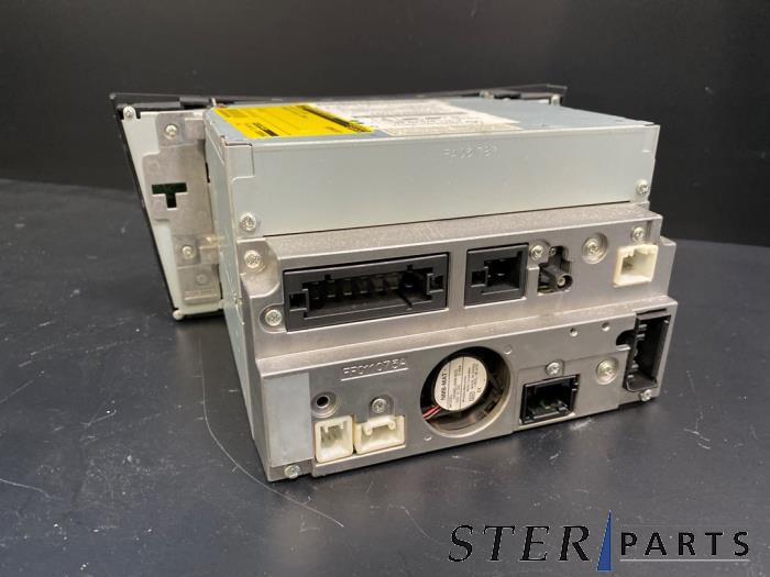 Navigatie Systeem van een Mercedes E-Klasse, Gebruikt, -, Ophalen of Verzenden, -