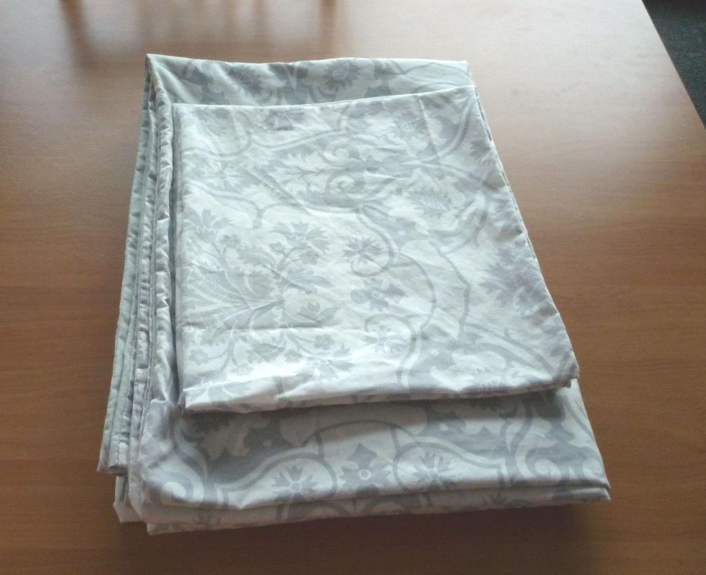 Eenpersoons bloemen barok lichtgroengrijs dekbedovertrek set, Huis en Inrichting, Slaapkamer | Beddengoed, Ophalen of Verzenden