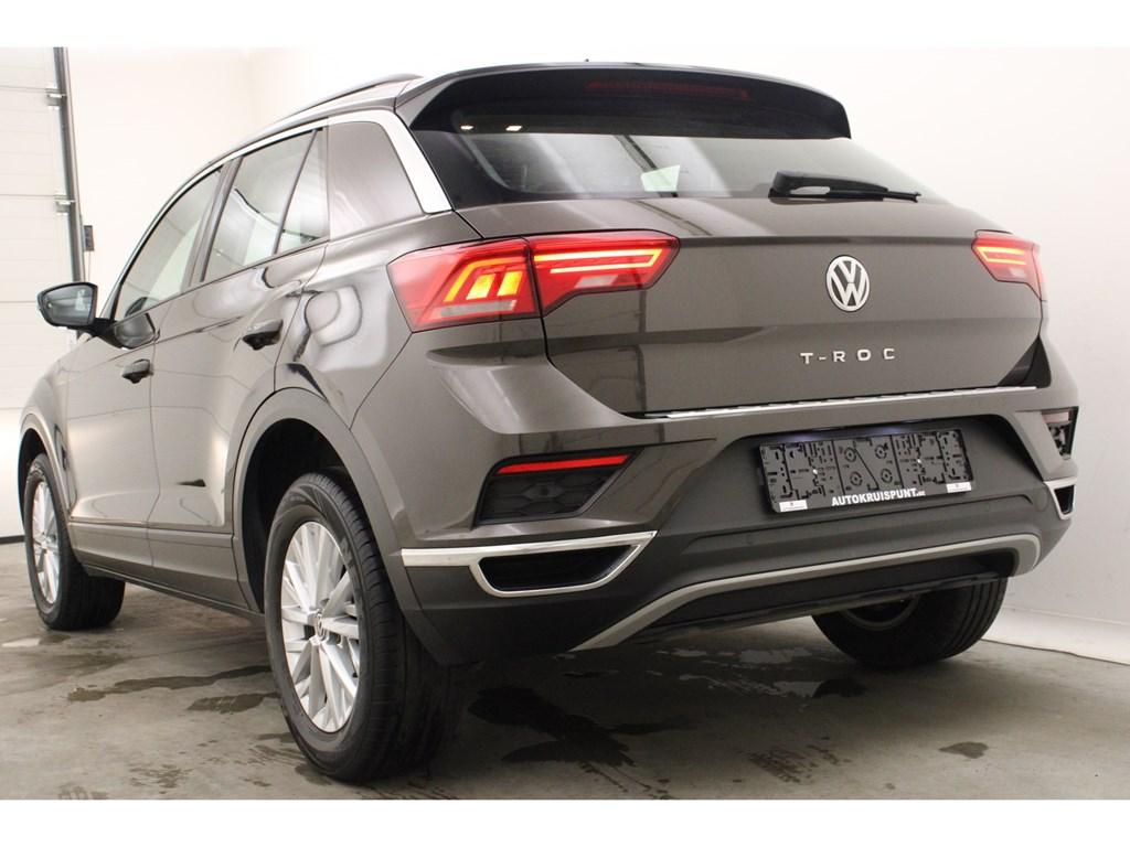 Volkswagen T-Roc 1.5TSI ACT OPF Style DSG Airco GPS Alu Cru, Automaat, Bruin, 127 g/km, 5 zetels