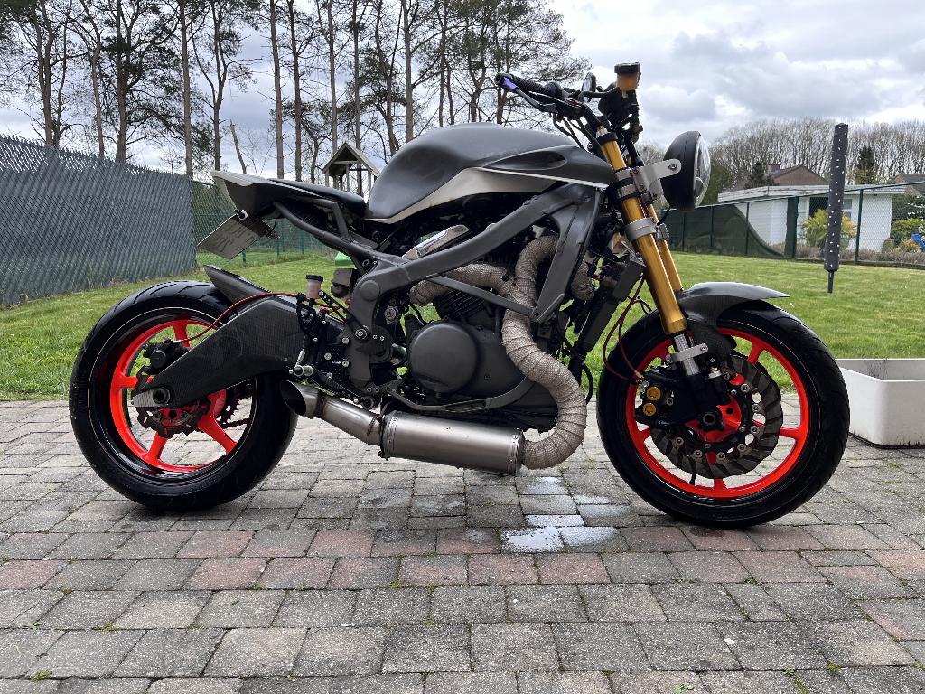 Custom bike Suzuki A100 / Vulcan 800 / R6 parts BTW!, Motos, Motos | Suzuki, Permis Moto A, 800 cm³, 2 cylindres, Particulier