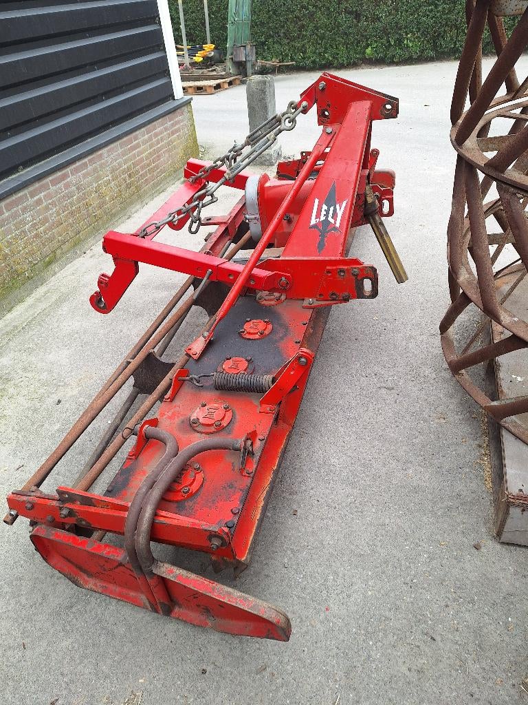 Lely roterkopeg 3mtr met egalisatieplaat, buizenrol en hef, Zakelijke goederen, Landbouw | Werktuigen, Ophalen, Akkerbouw, Grondbewerking