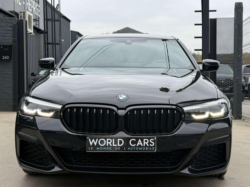 BMW 5 Serie 520 dA PACK M 190CV - FACELIFT - CAMERA - NAVIGA, Auto's, Automaat, 4 deurs, Achterwielaandrijving, Zwart