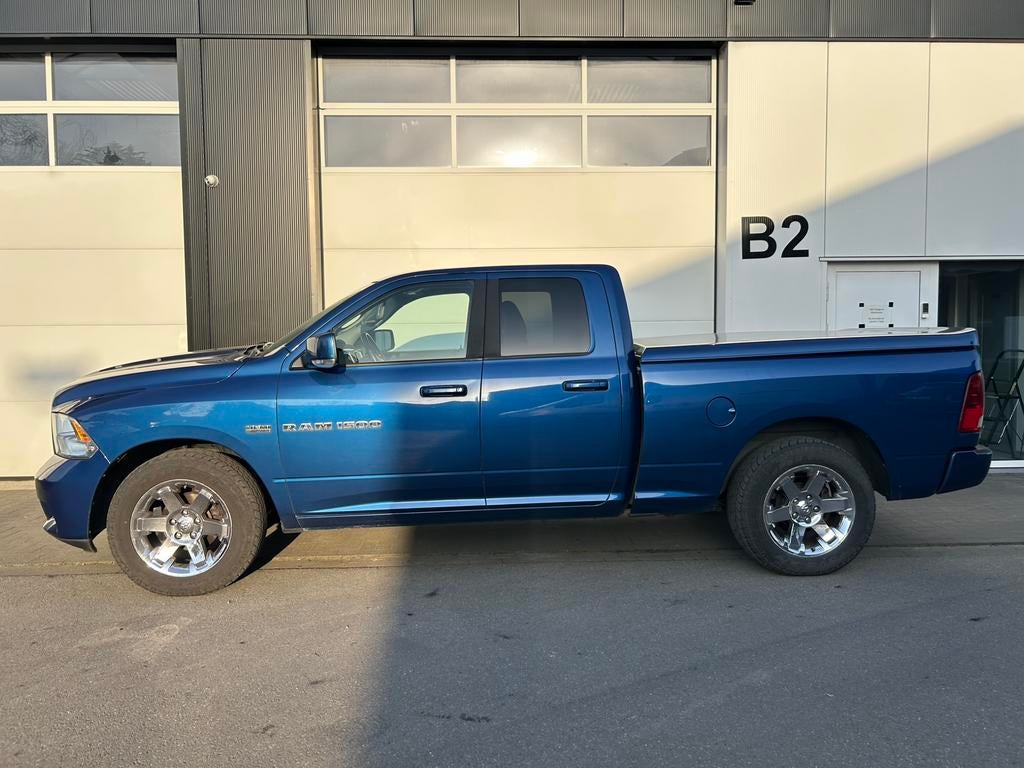 Dodge Ram 1500 HEMI 5.7L V8, Auto's, Automaat, Euro 5, Zwart, Blauw