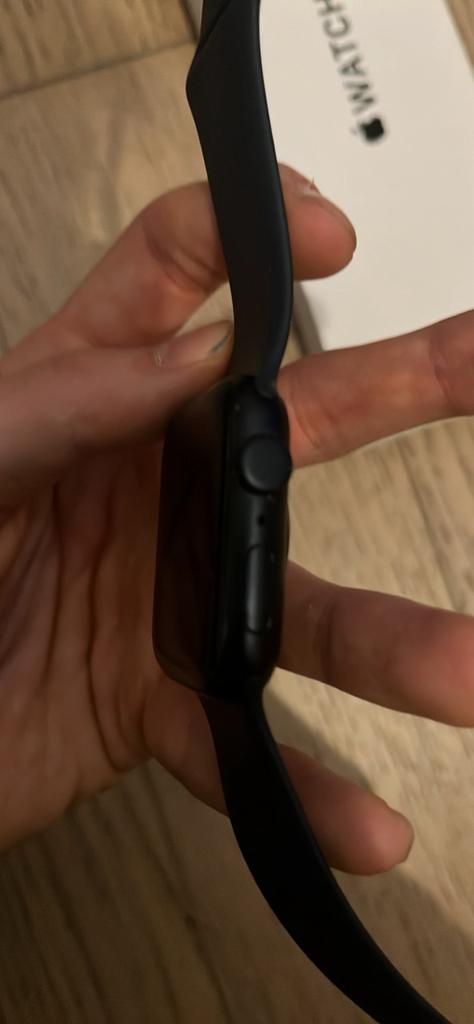 Apple Watch SE 2 44mm, Bijoux, Sacs & Beauté, Montres connectées, État, Enlèvement