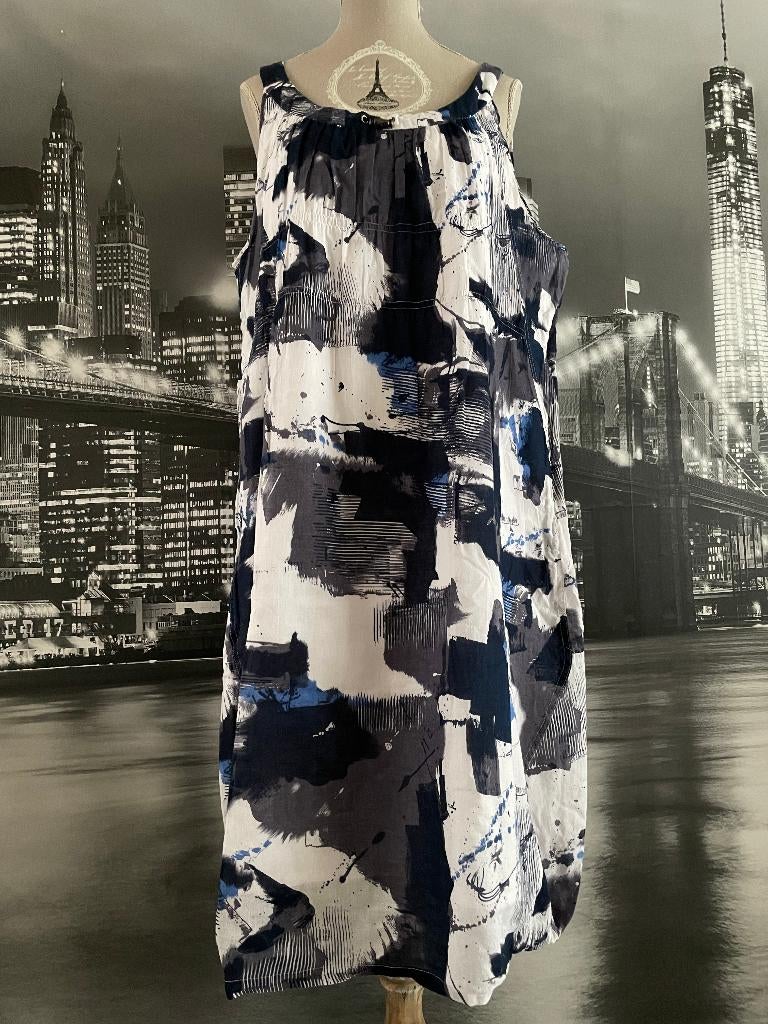 prachtige jurk kleed Bx She - 44, Maat 42/44 (L), Zo goed als nieuw, Onder de knie, Bx She