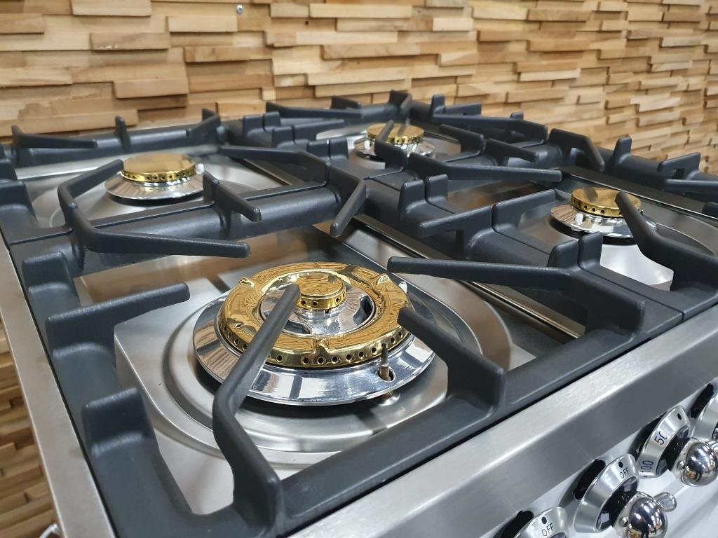 🔥Luxe Boretti Fornuis 60cm hoogglans wit & rvs 4 pits, Elektronische apparatuur, Fornuizen, Zo goed als nieuw, Energieklasse A of zuiniger