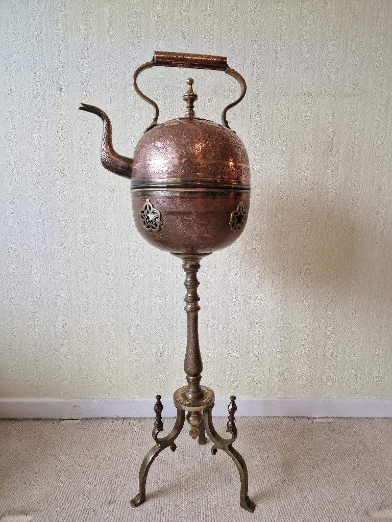 Bouilloire marocaine antique en cuivre et laiton, Ophalen, Koper