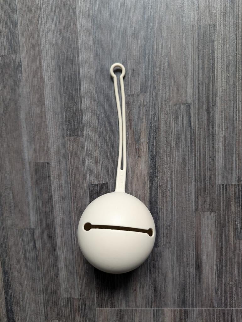 Mushie speenhouder silicone, Ophalen