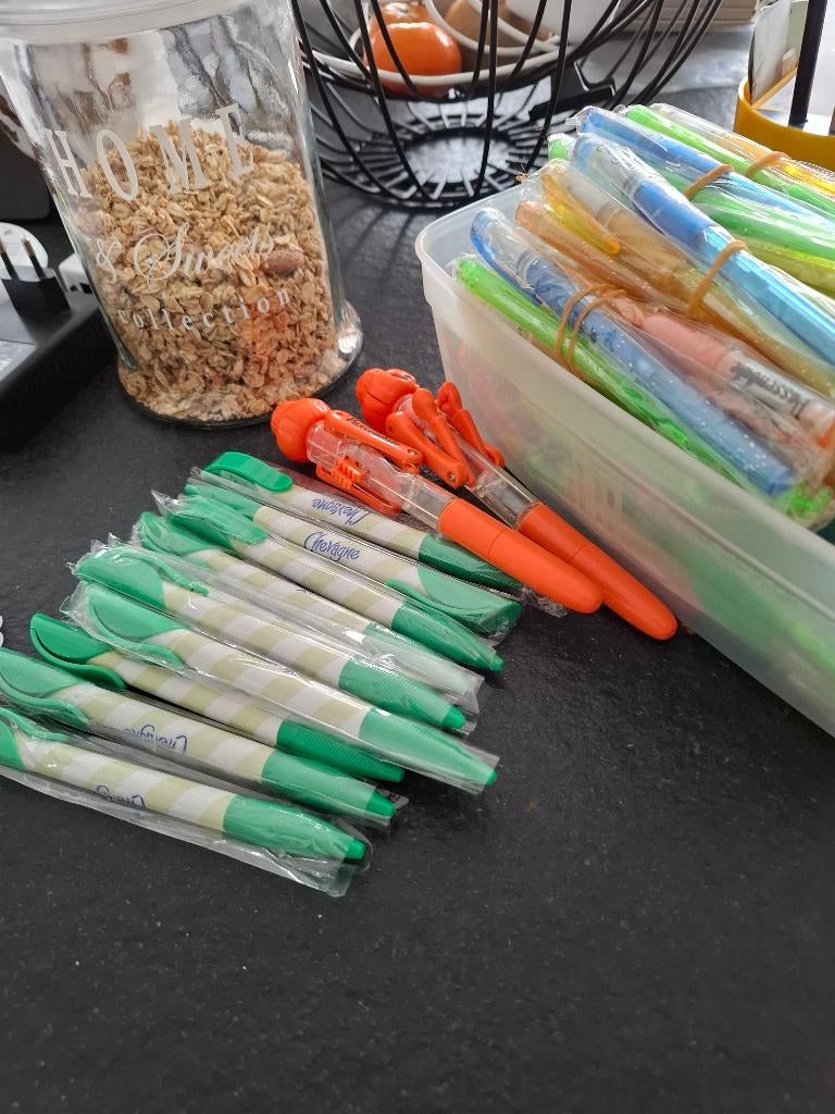 Stylo, Collections, Stylos, Neuf, Autres marques, Enlèvement ou Envoi, Stylo à bille