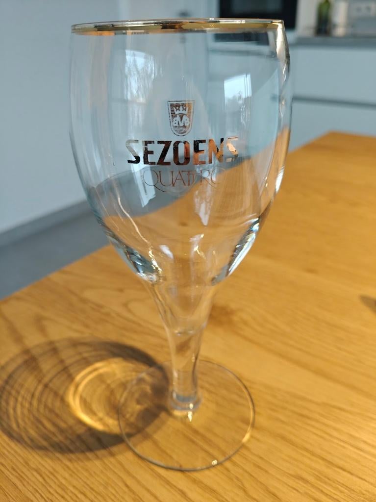 Sezoens Quattro, Ophalen of Verzenden, Zo goed als nieuw, Bierglas