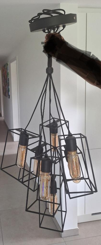 Superbe lustre suspension design en métal noir., Maison & Meubles, Lampes | Suspensions, Enlèvement, Comme neuf, Métal, Moderne
