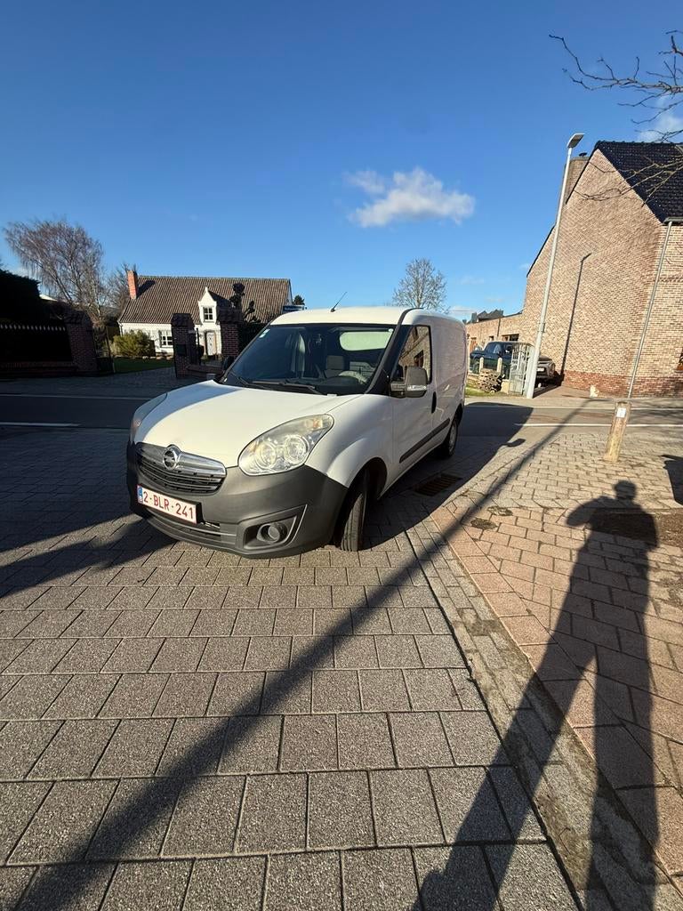Mooi camionnetje Opel Combo goede staat onderhoud gekregen, Auto's, Voorwielaandrijving, Euro 5, Stof, Wit