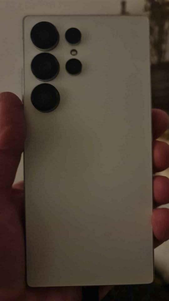 S25 ultra - geen krassen of stoten, Telecommunicatie, Mobiele telefoons | Samsung, Overige modellen, Wit, Touchscreen, Nieuw