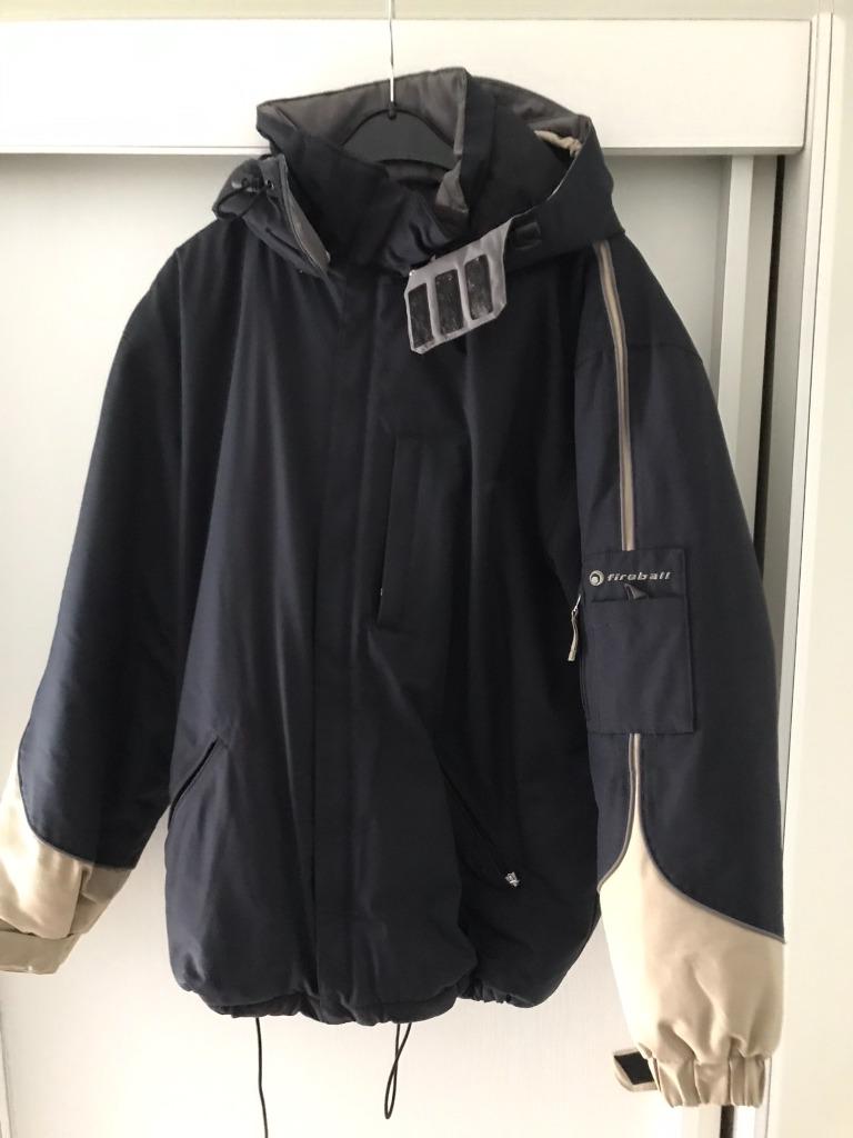 SKI jas Heren als nieuw - mt Small, Sport en Fitness, Skiën en Langlaufen, Overige merken, Ophalen of Verzenden, Zo goed als nieuw