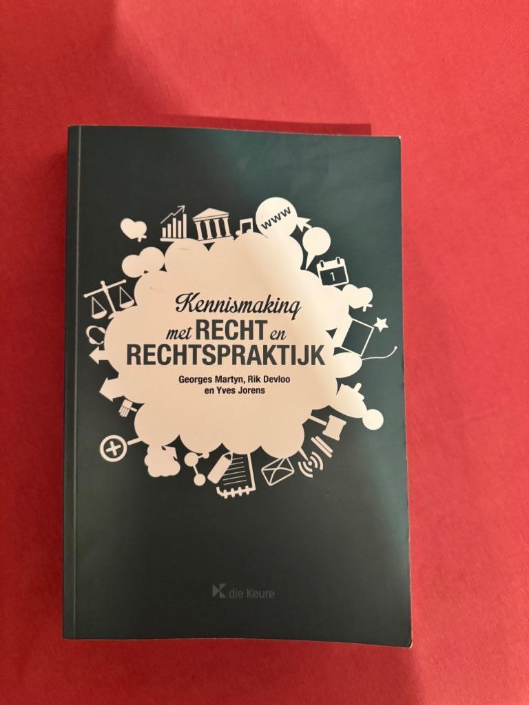 boeken 5 jaar  rechtenopleiding universiteit Hasselt, Ophalen of Verzenden, Gelezen, Hoger Onderwijs